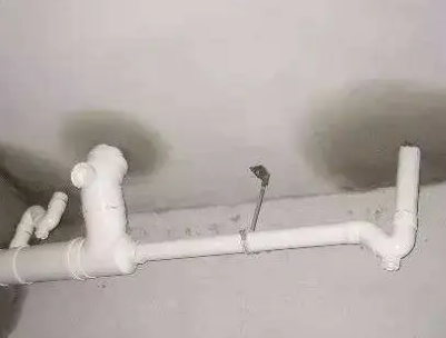 广南卫生间测漏水的几种情景